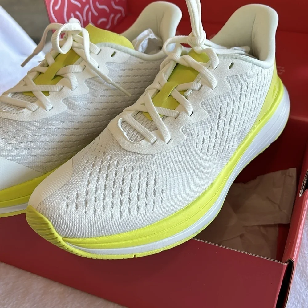Lane Eight Relay Trainer Key Lime Women’s 8.5 NIB Cross‎ Training Shoes